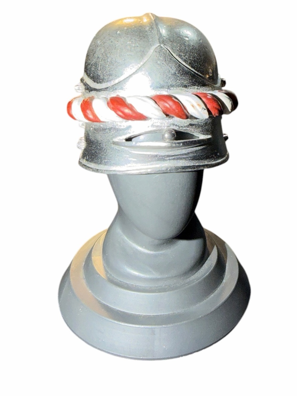 1:8 scale helmet